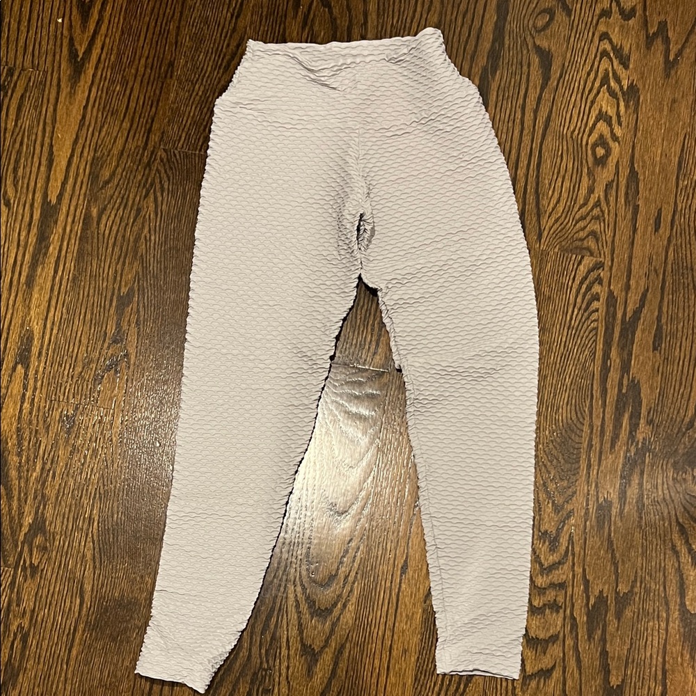 Booty by Brabants Cream Textured Leggings
